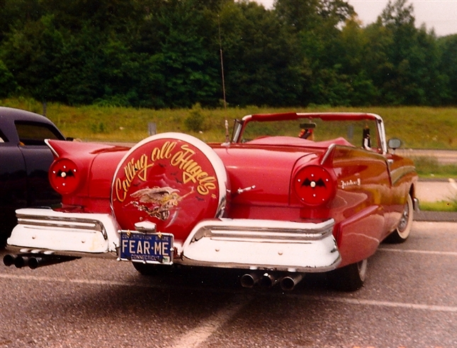 Batso's 1957 Ford Fairlane 500 "Calling All Angels" (Rear)